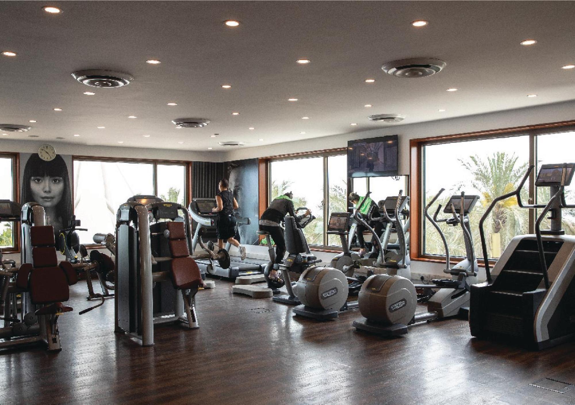 Jumeirah Messilah Beach Kuwait Koweït Extérieur photo The gym at the hotel